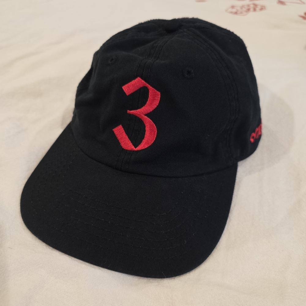 RARE G-Dragon 2017 Act III MOTTE Tour Hat